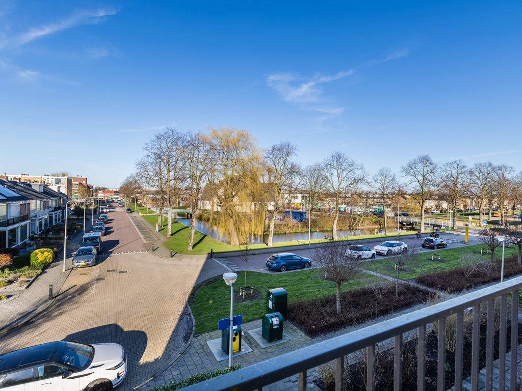 Dronensingel 97, BODEGRAVEN