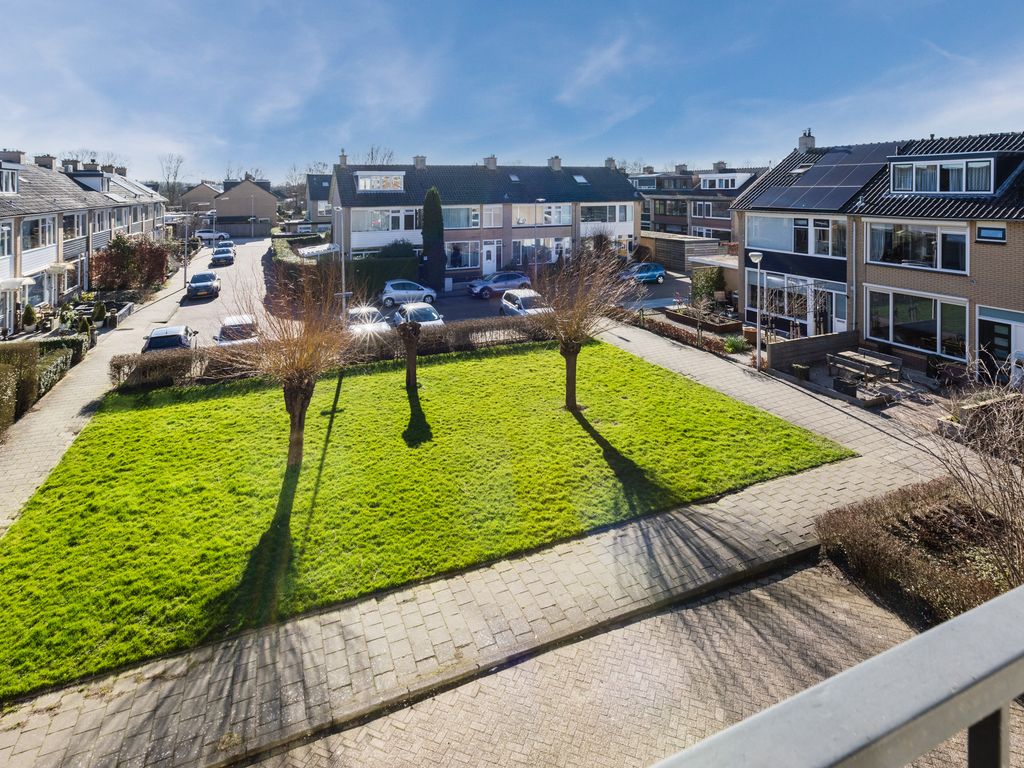 Dronensingel 97, BODEGRAVEN