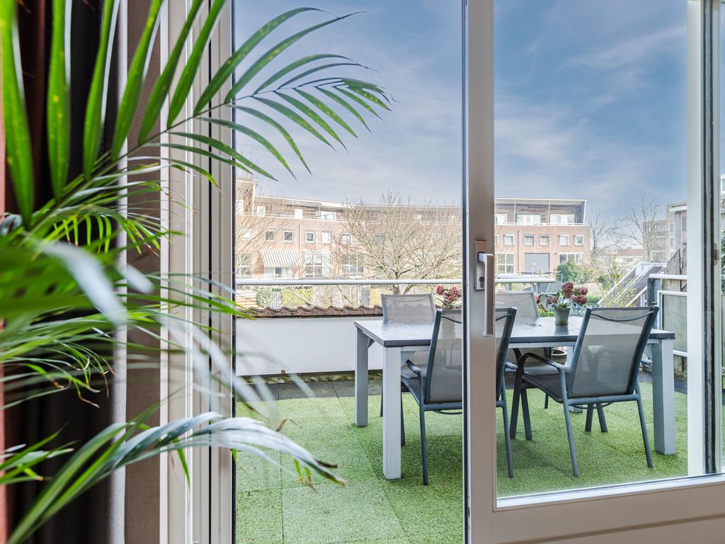 Dronenweg 53, BODEGRAVEN