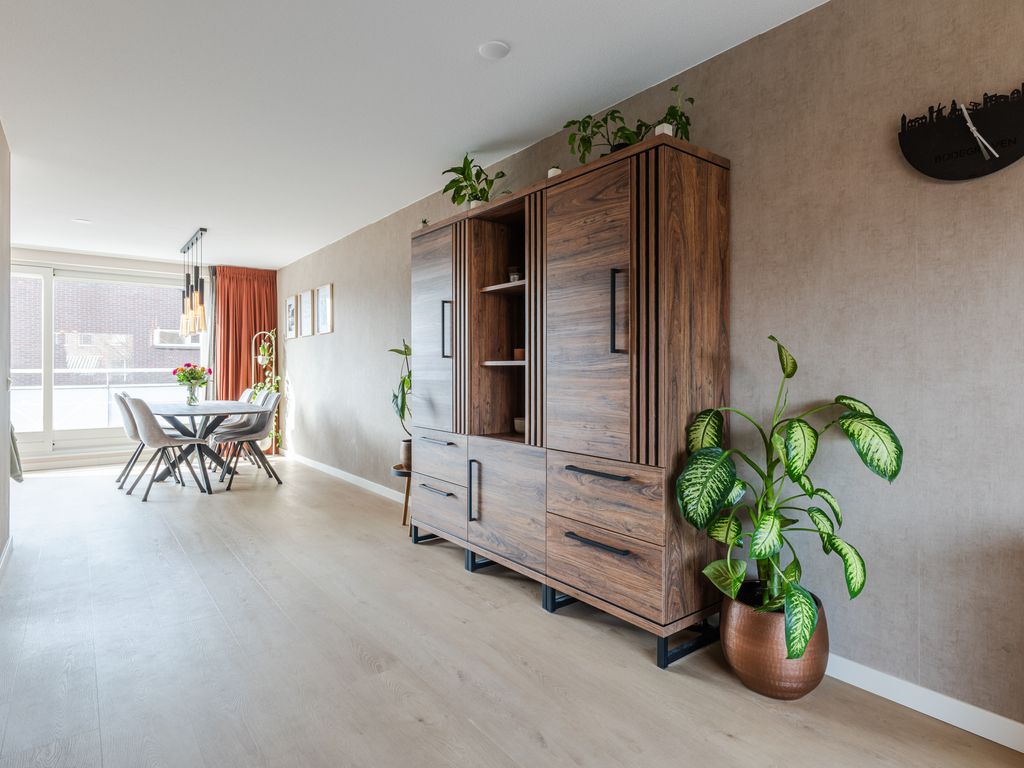 Dronenweg 53, BODEGRAVEN