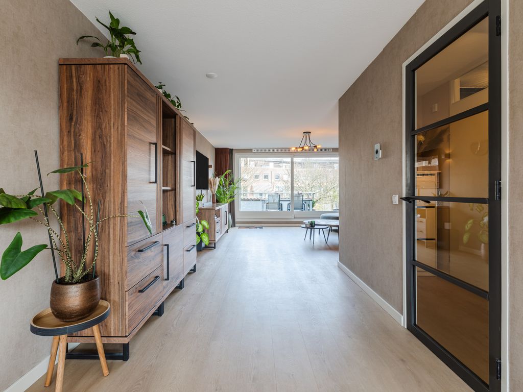 Dronenweg 53, BODEGRAVEN