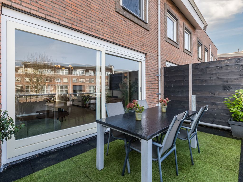 Dronenweg 53, BODEGRAVEN