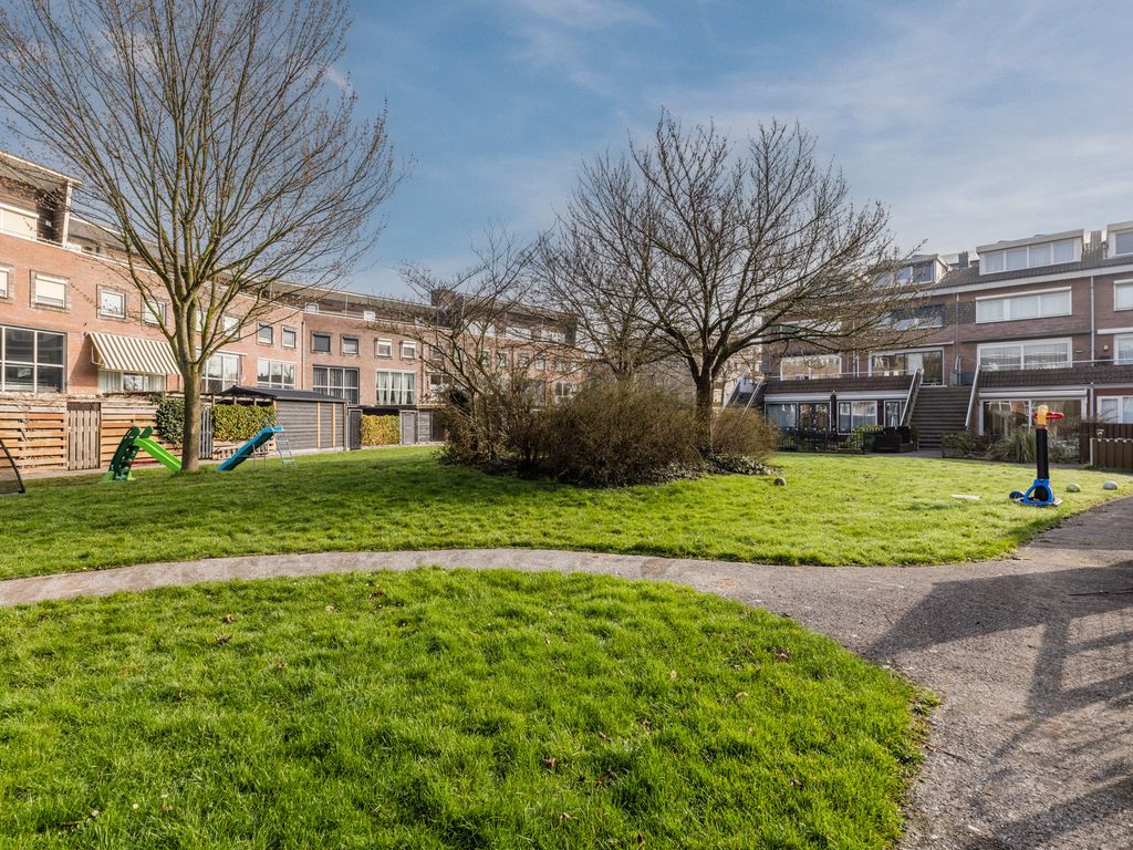 Dronenweg 53, BODEGRAVEN