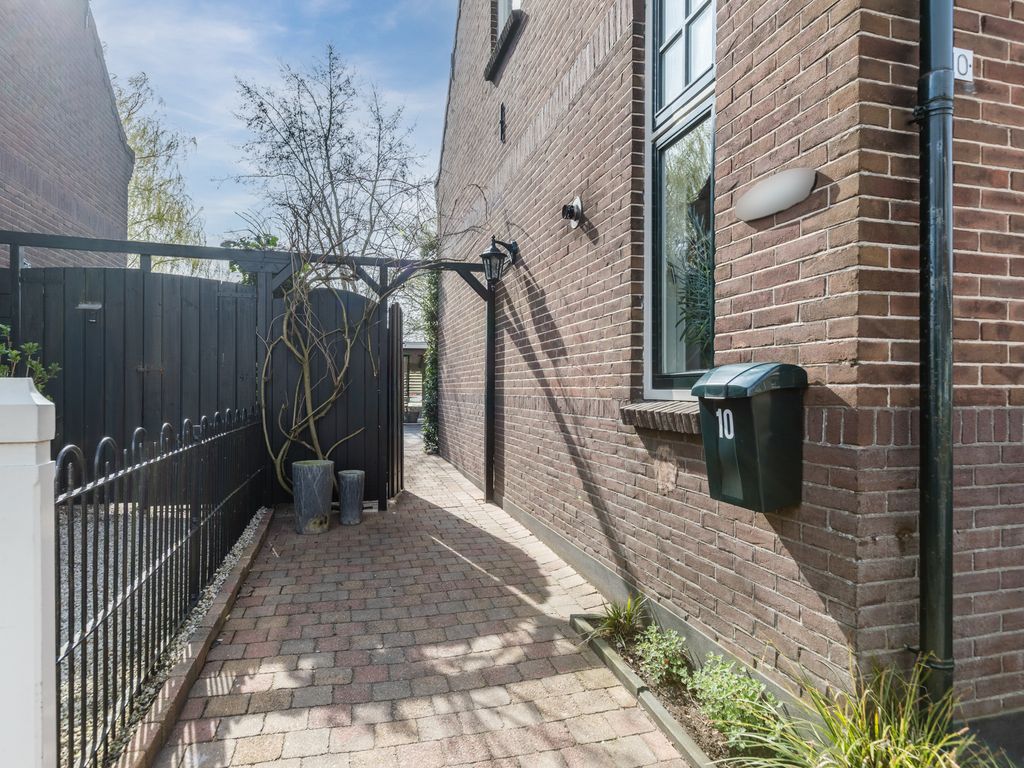 De Groendijck 10, DRIEBRUGGEN