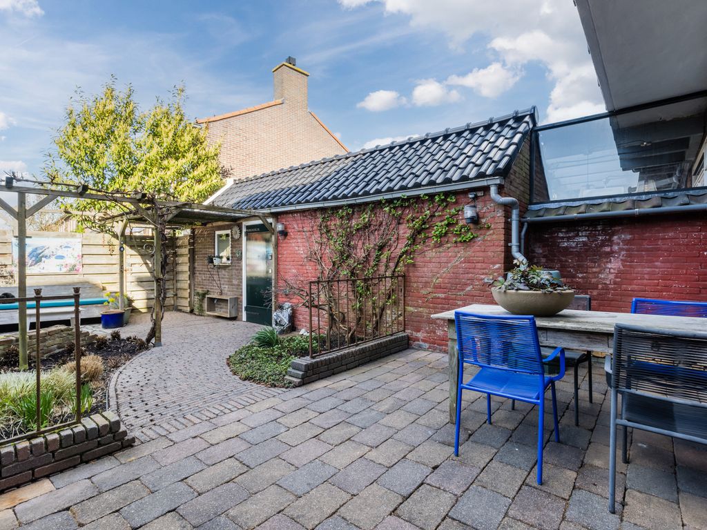 Spoorlaan 14, BODEGRAVEN