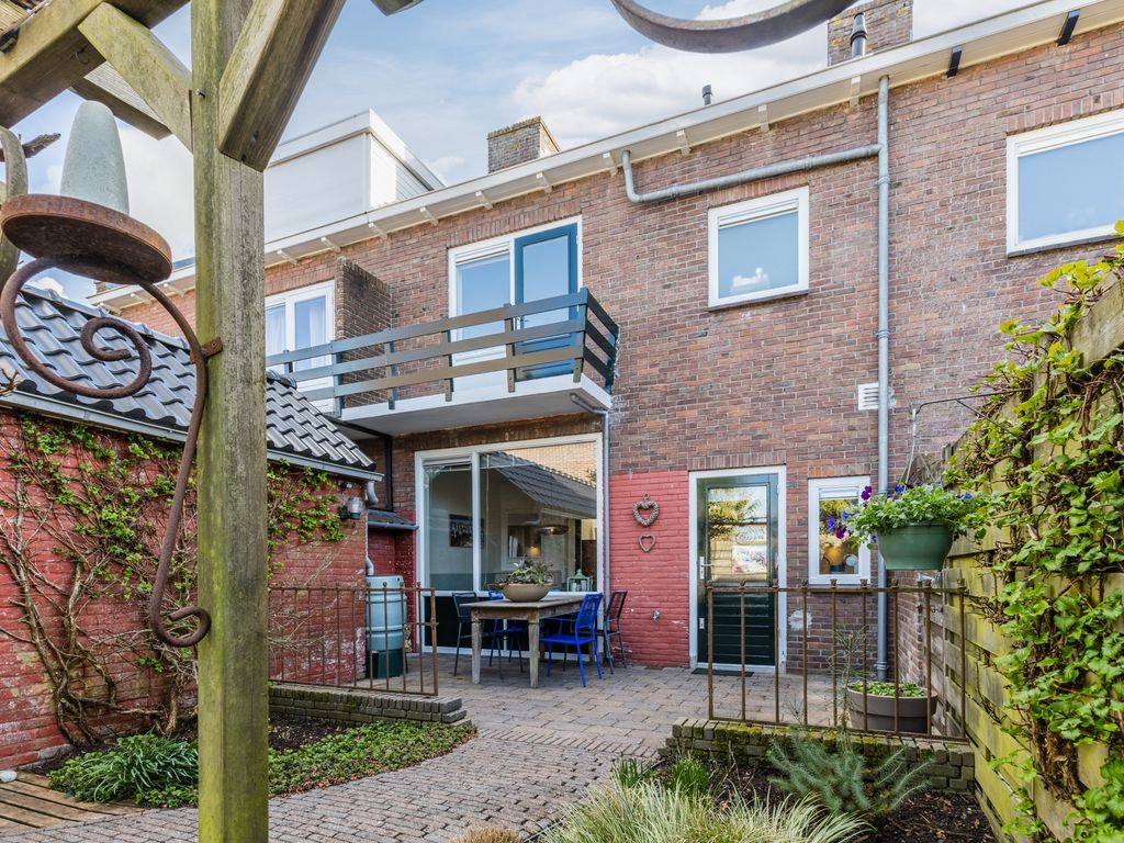 Spoorlaan 14, BODEGRAVEN