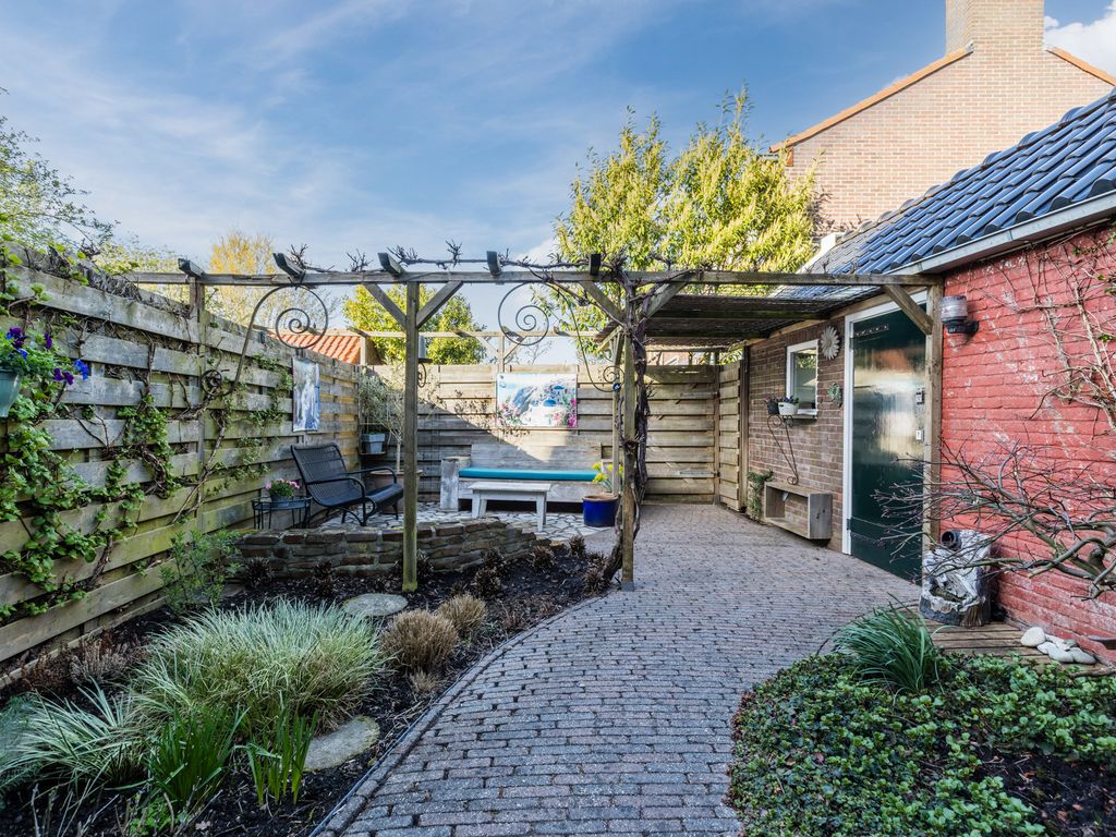 Spoorlaan 14, BODEGRAVEN