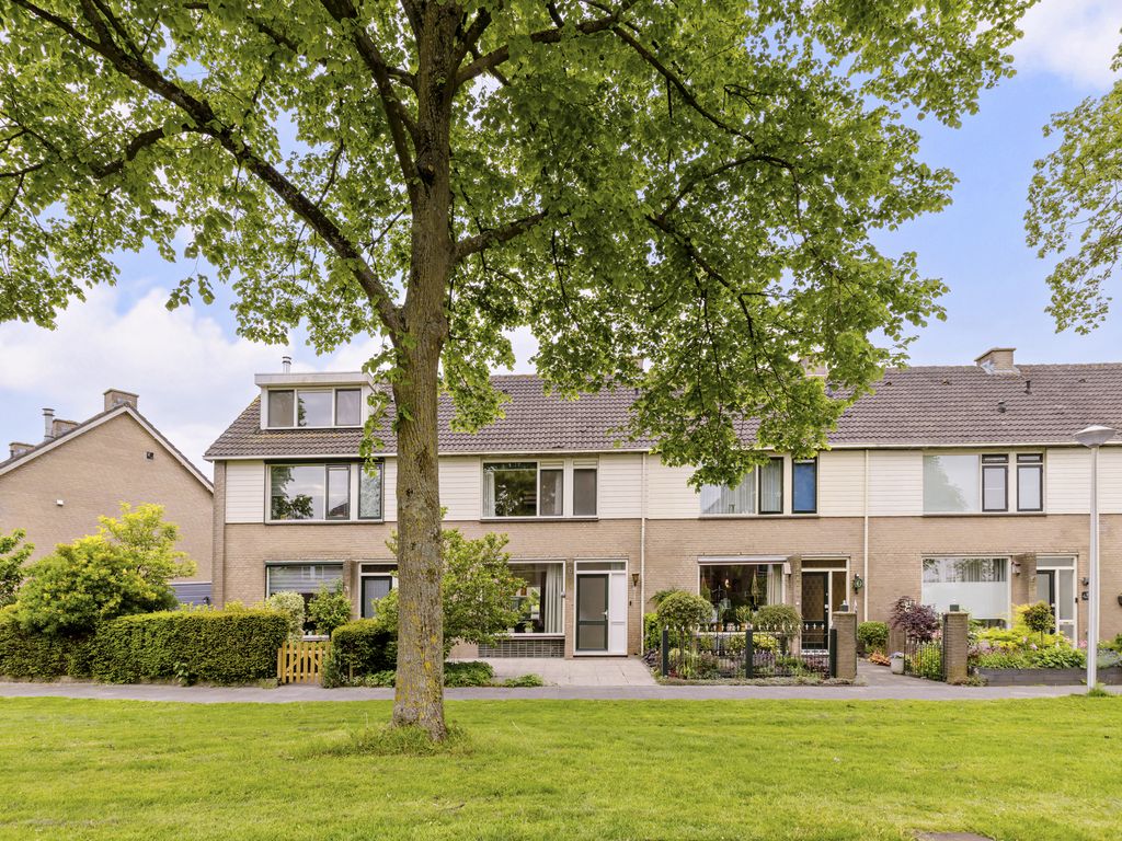 Goudplevier 17, Bodegraven