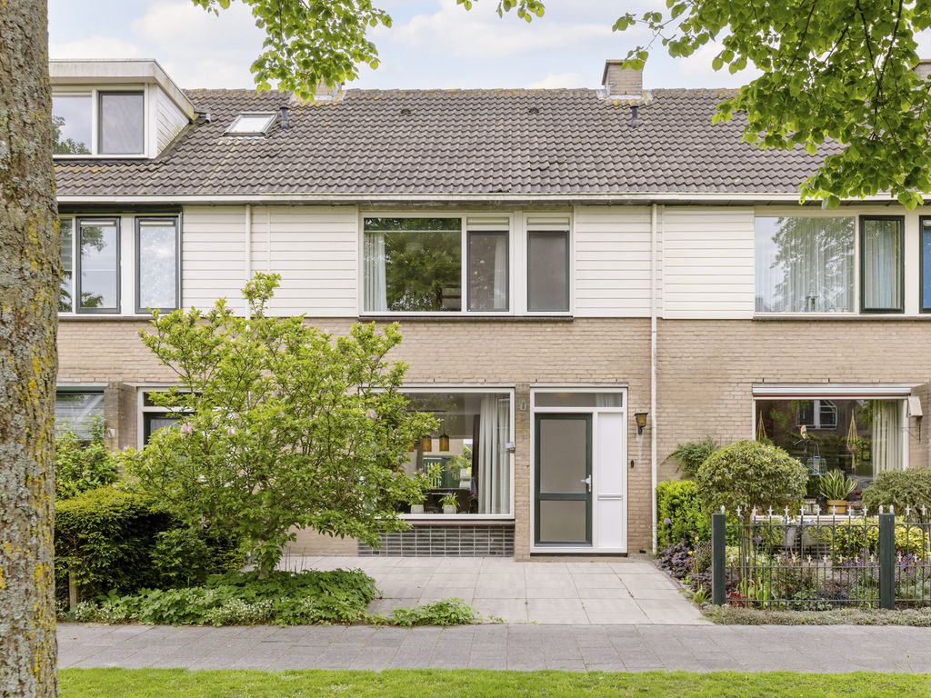 Goudplevier 17, Bodegraven