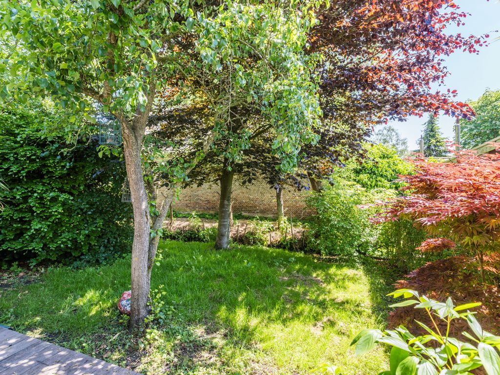 Noordeinde 77A, Aarlanderveen