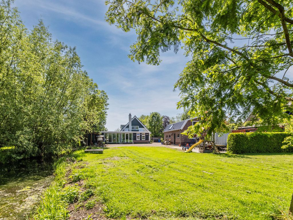 Noordeinde 77A, Aarlanderveen