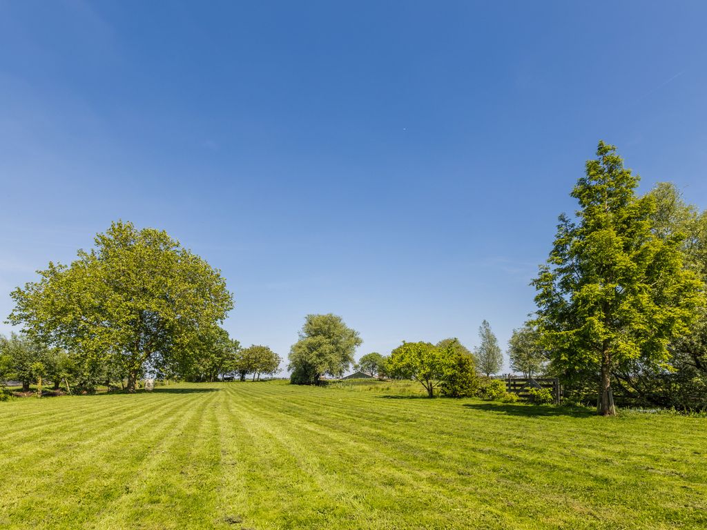 Noordeinde 77A, Aarlanderveen