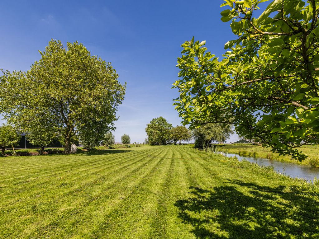 Noordeinde 77A, Aarlanderveen