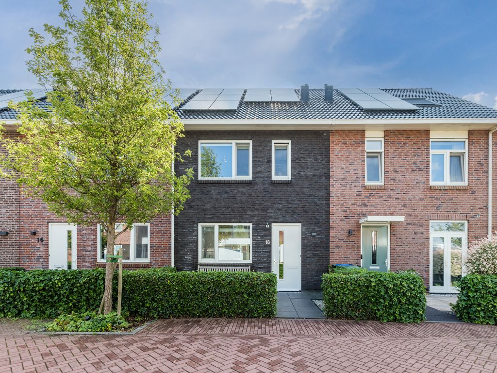 Steenbakker 18, Nieuwerbrug aan den Rijn