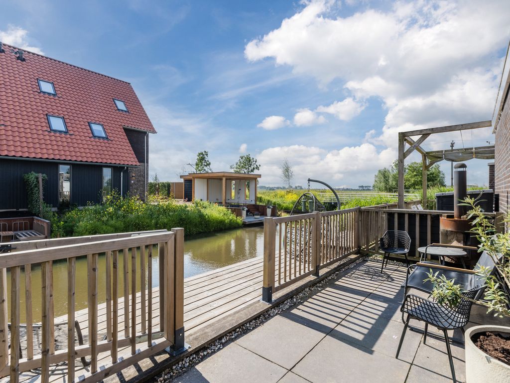 Steenbakker 18, Nieuwerbrug aan den Rijn