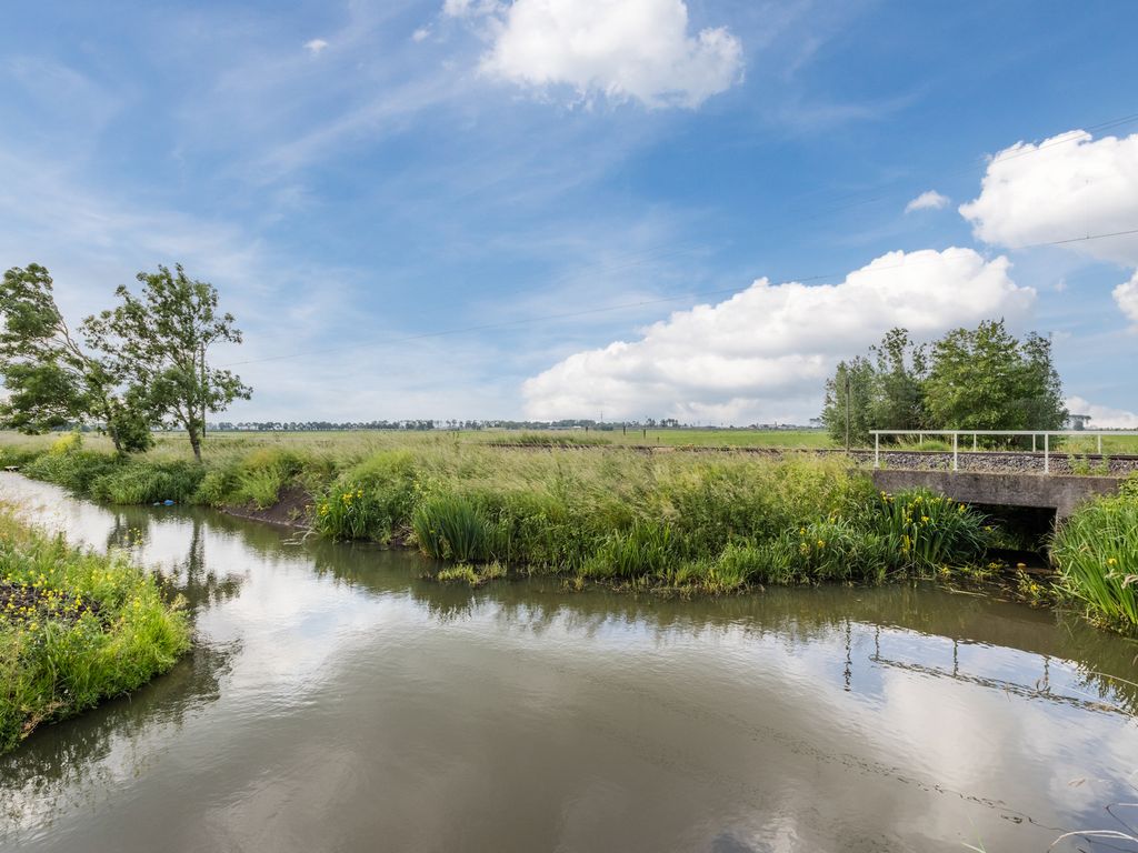 Steenbakker 18, Nieuwerbrug aan den Rijn