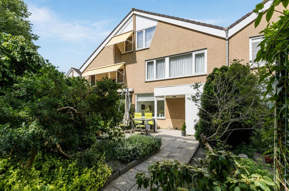 Cortenhoeve 72