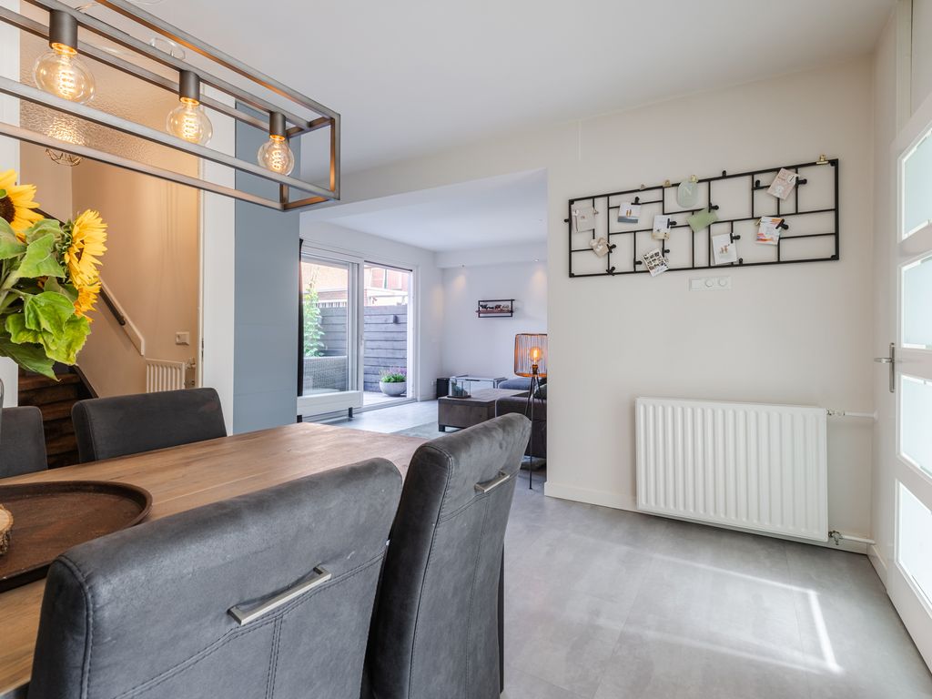 Fluitekruid 28, BODEGRAVEN