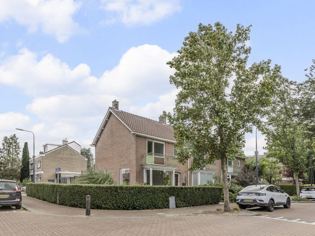 Vijverlaan 15, Bodegraven