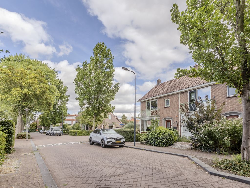Vijverlaan 15, Bodegraven