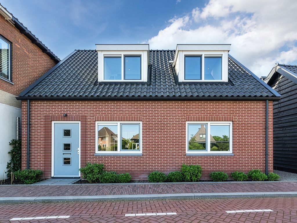 Hoge Rijndijk 29, Nieuwerbrug aan den Rijn