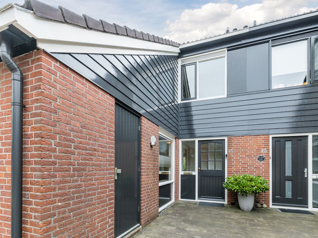 Vossestaart 15, Bodegraven