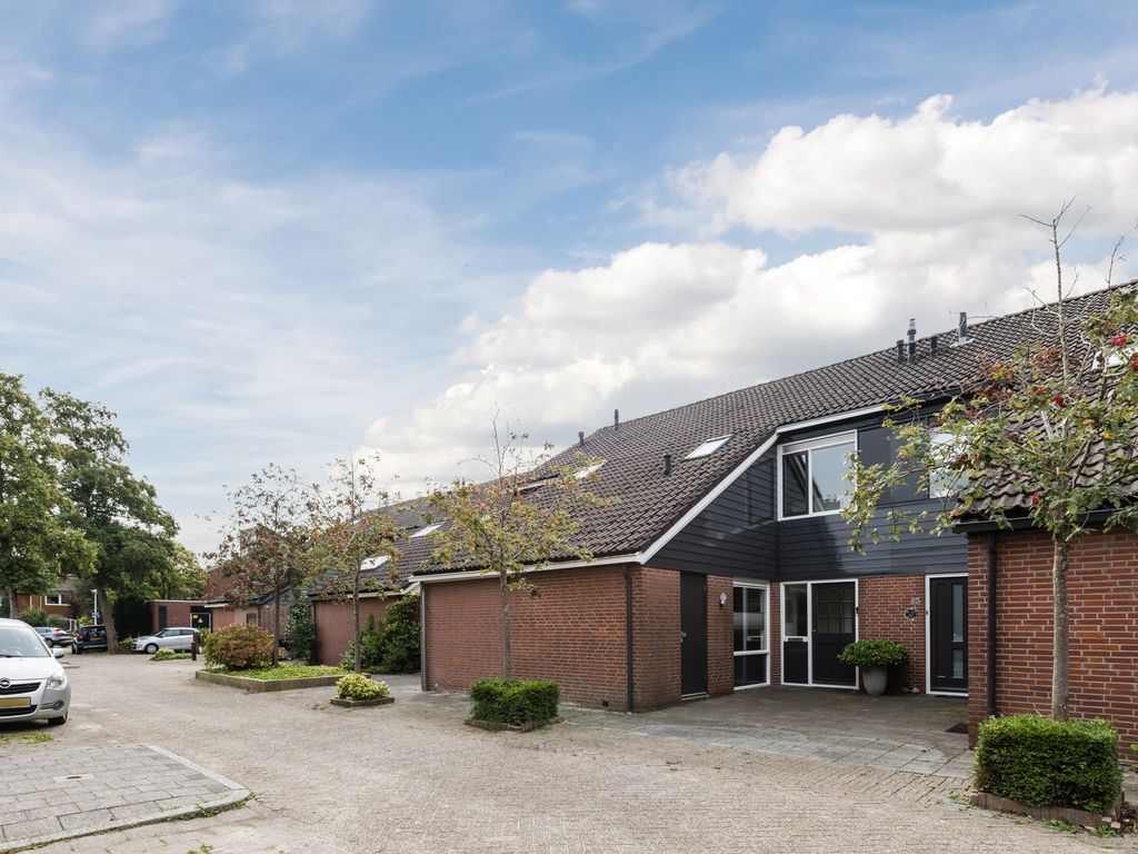 Vossestaart 15, Bodegraven