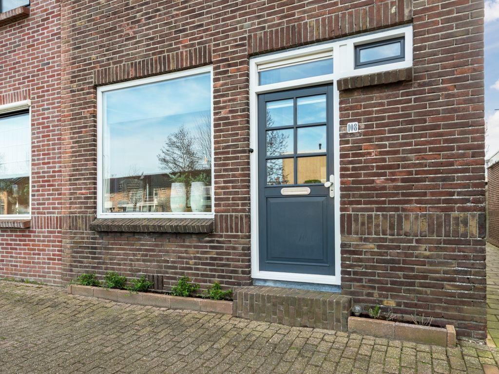 Emmakade 108, Bodegraven