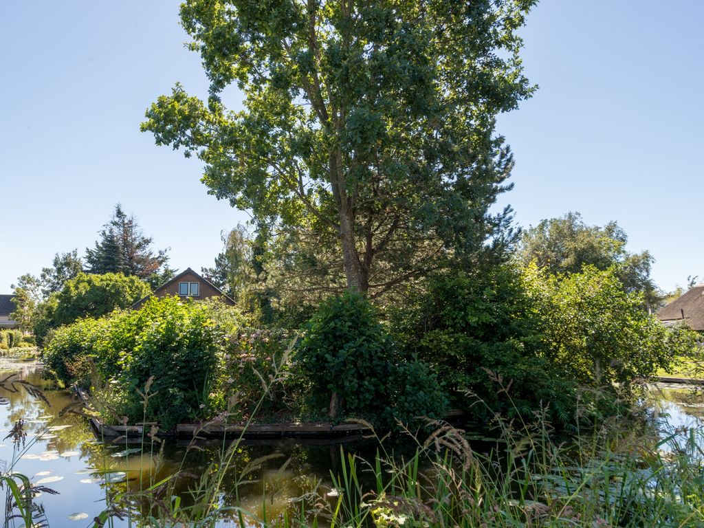 J. van der Haarpark 2, Nieuwkoop