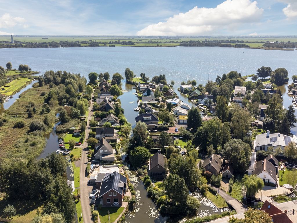 J. van der Haarpark 2, Nieuwkoop