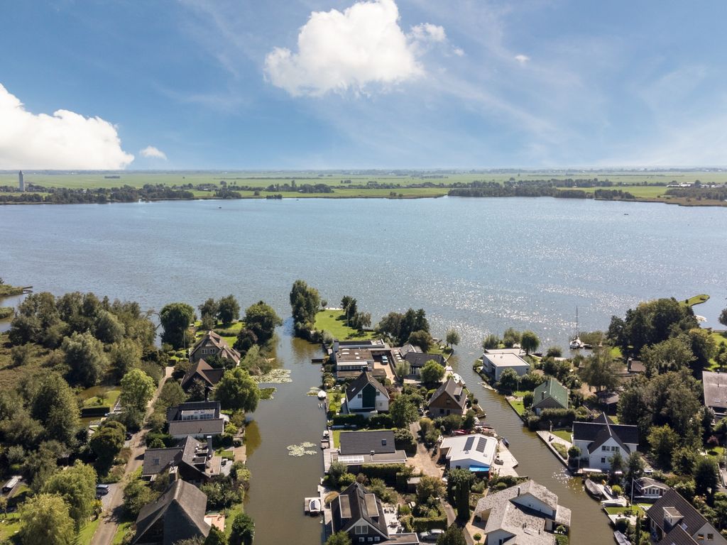 J. van der Haarpark 2, Nieuwkoop