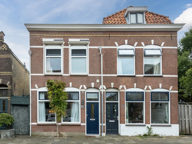 Derde kade 38, Gouda