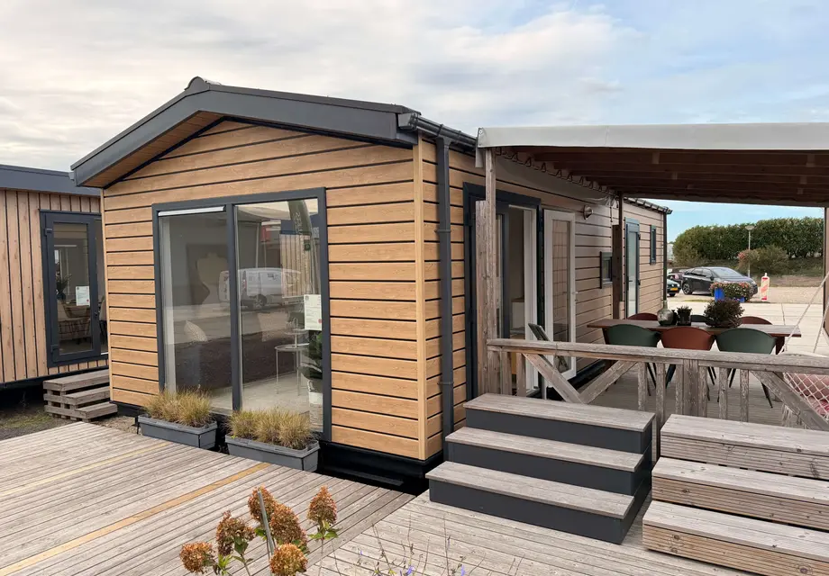 Reina Chalets Tenella Oak