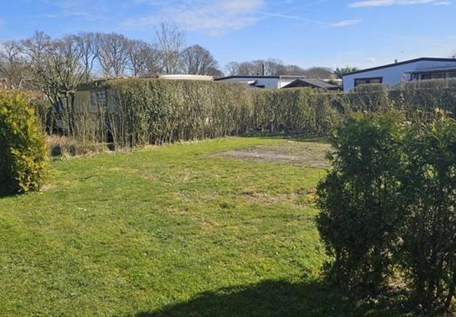 Kavel + nieuw Chalet op camping Ketjil in Oostvoorne