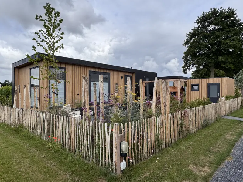 Reina Chalets Haven op camping Markdal in Standdaarbuiten