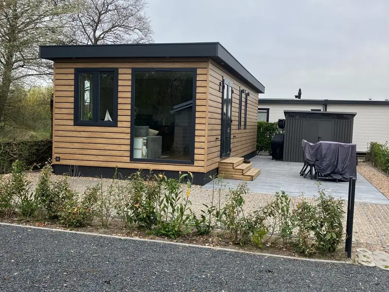Reina Chalets Sky camping Julianahoeve Renesse