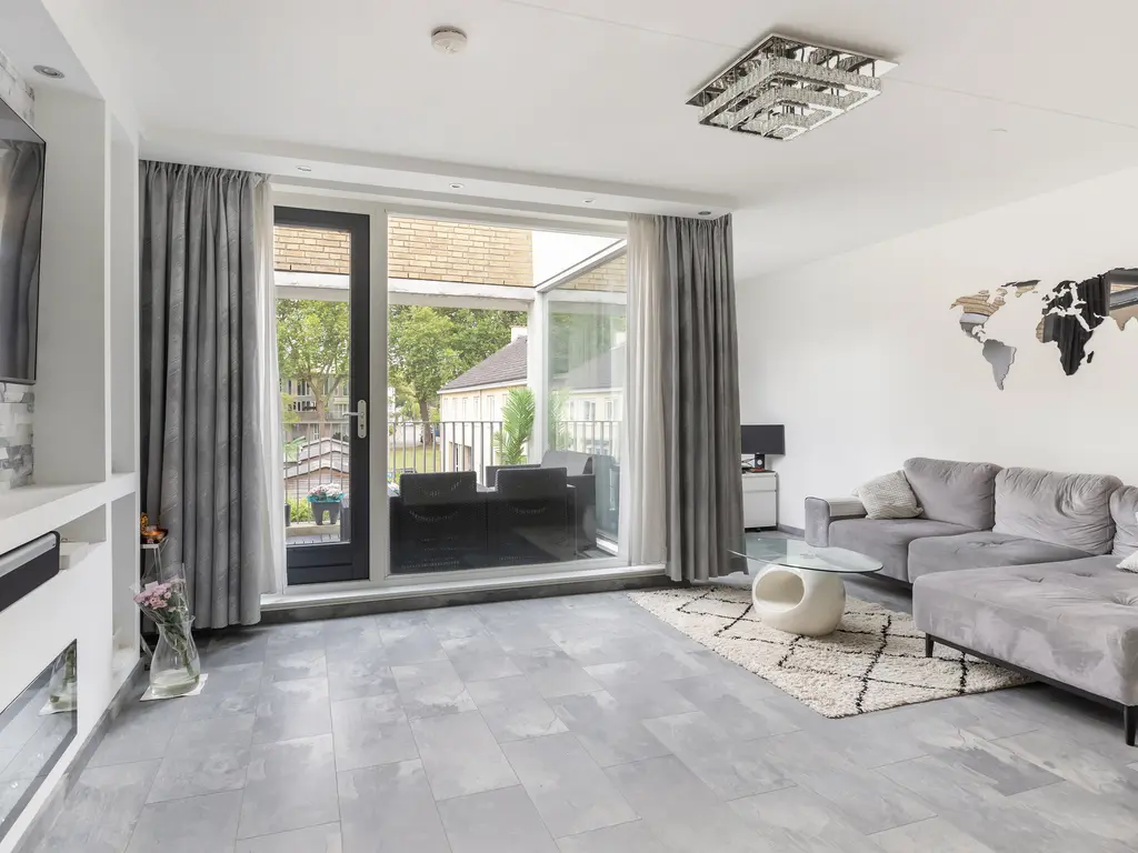 Doornenburg 29, ROTTERDAM