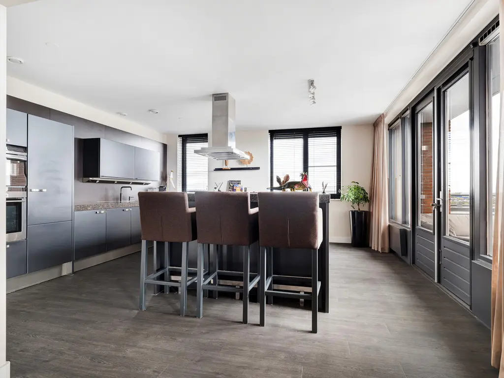 Platehaven 89, BARENDRECHT