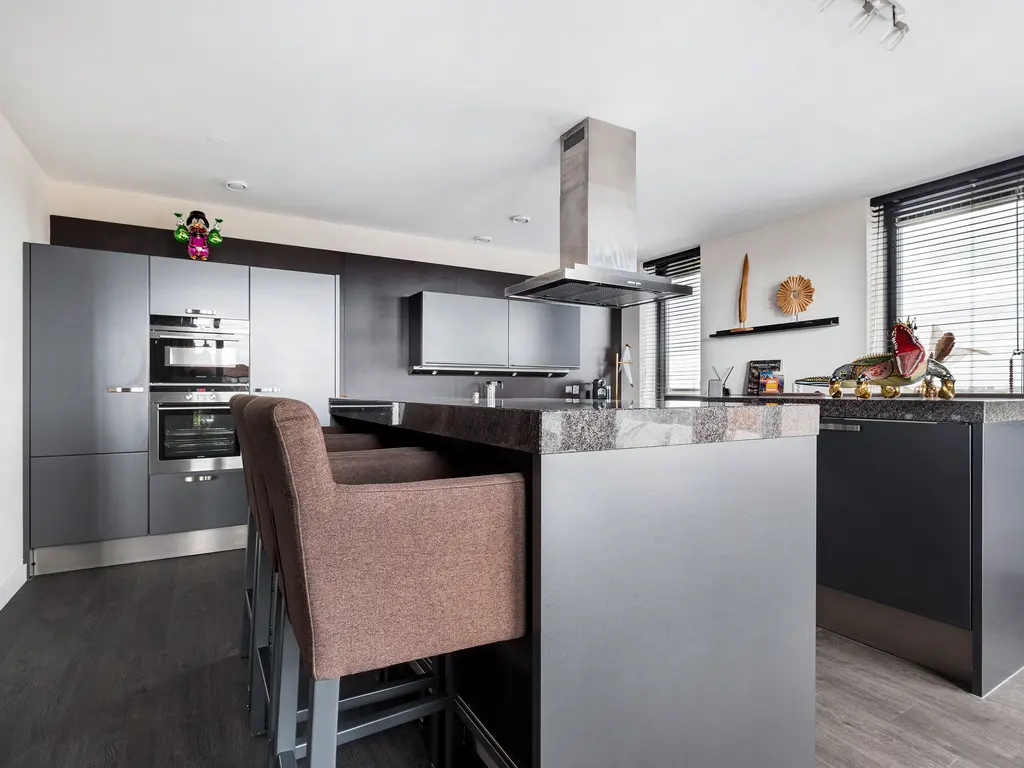 Platehaven 89, BARENDRECHT