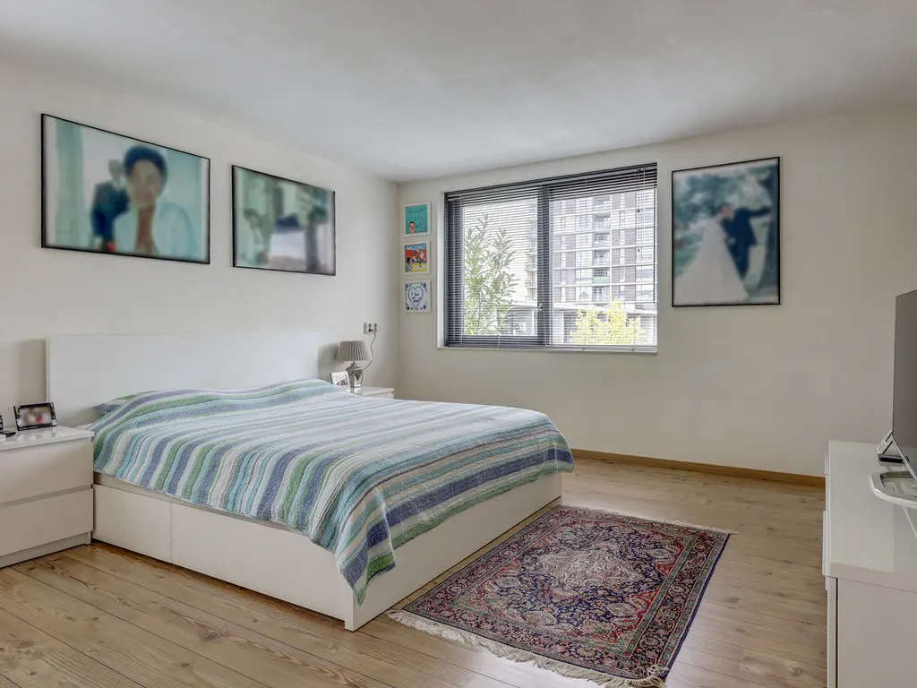 Leeuwenburg 40, BARENDRECHT