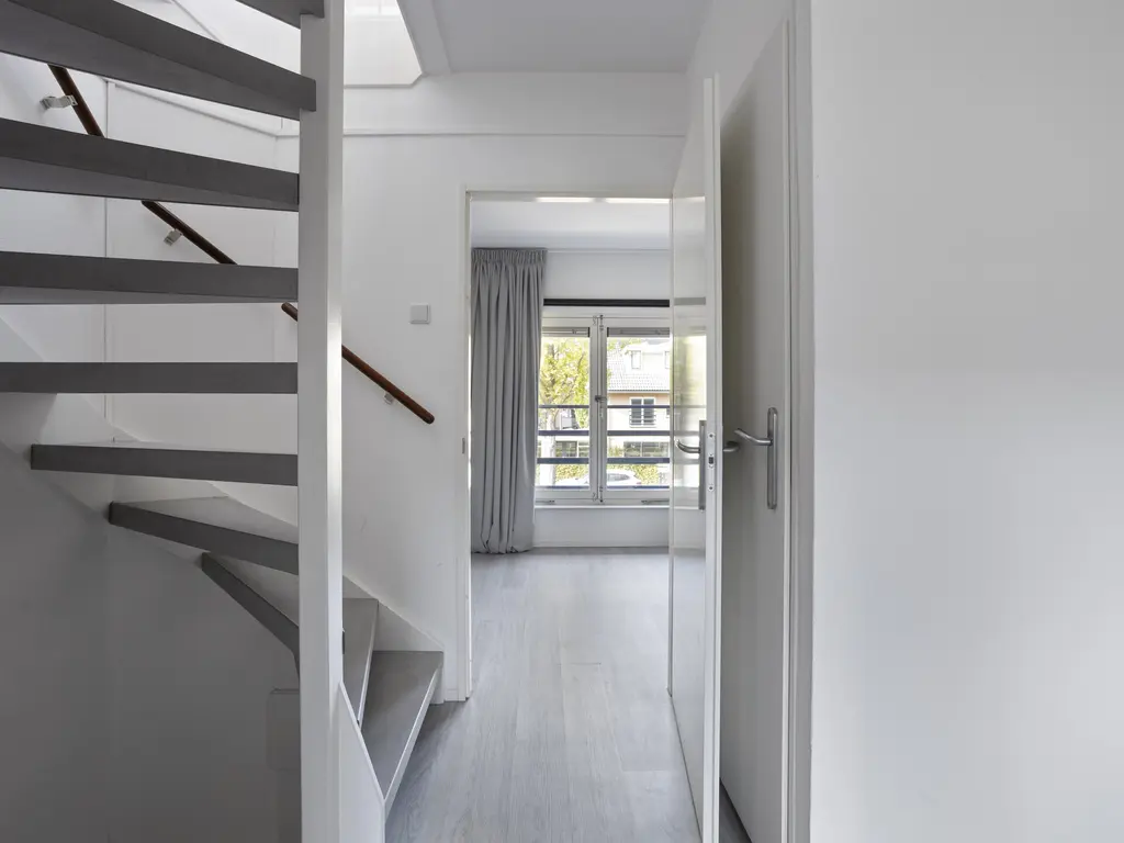 Van Doesburgveld 38, BARENDRECHT