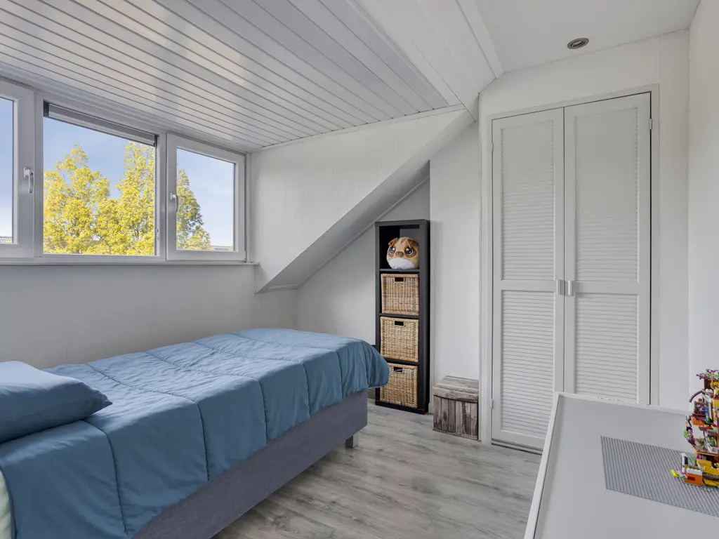 Van Doesburgveld 38, BARENDRECHT