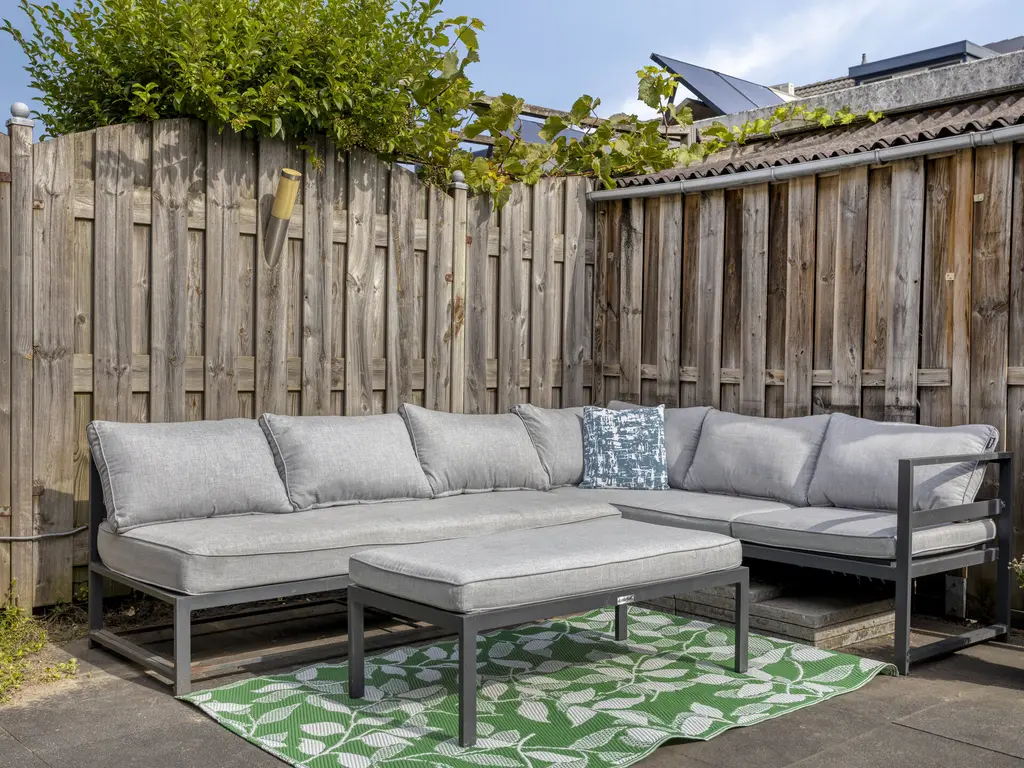 Van Doesburgveld 38, BARENDRECHT