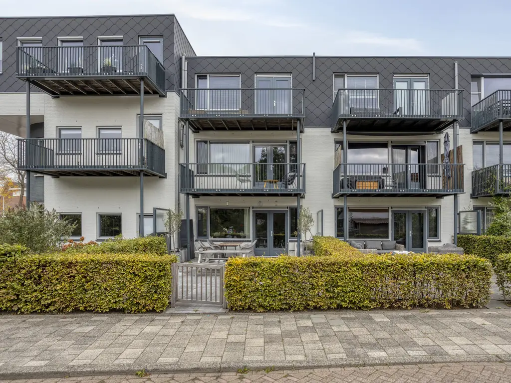 Van Ravesteyndreef 101, BARENDRECHT