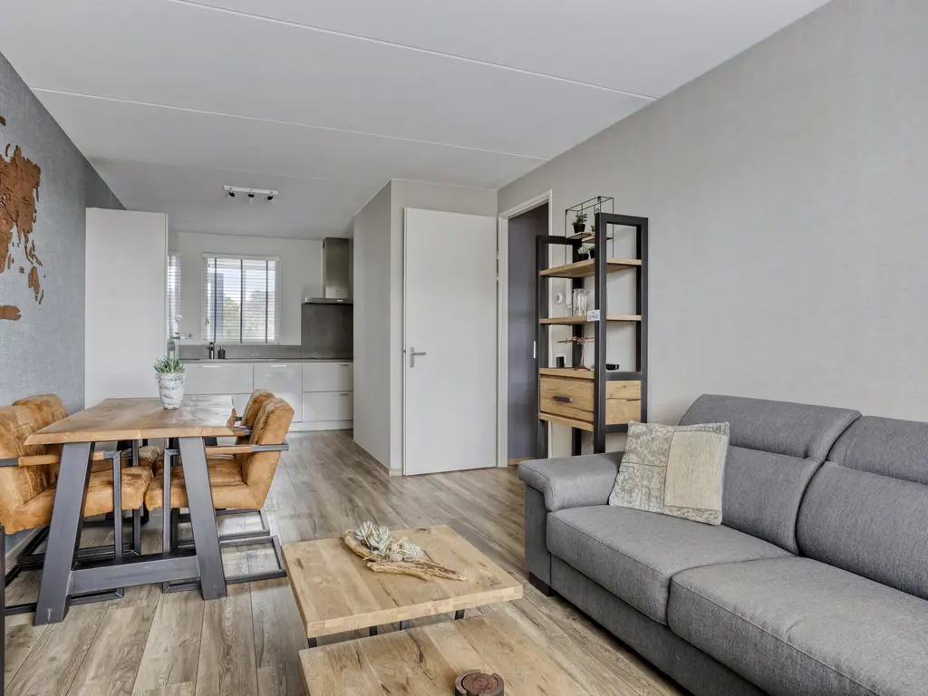 Van Ravesteyndreef 101, BARENDRECHT