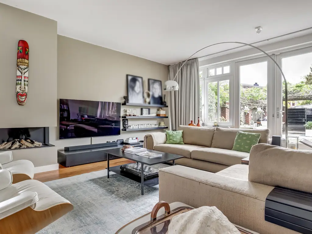 Coniferenhout 32, BARENDRECHT