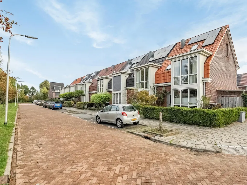 Louisapolder 44, BARENDRECHT