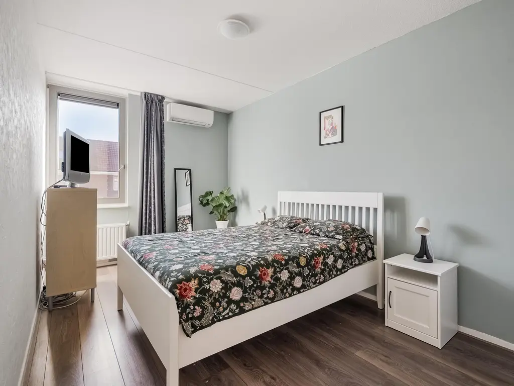 Louisapolder 44, BARENDRECHT