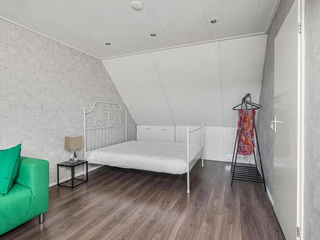 Louisapolder 44, BARENDRECHT