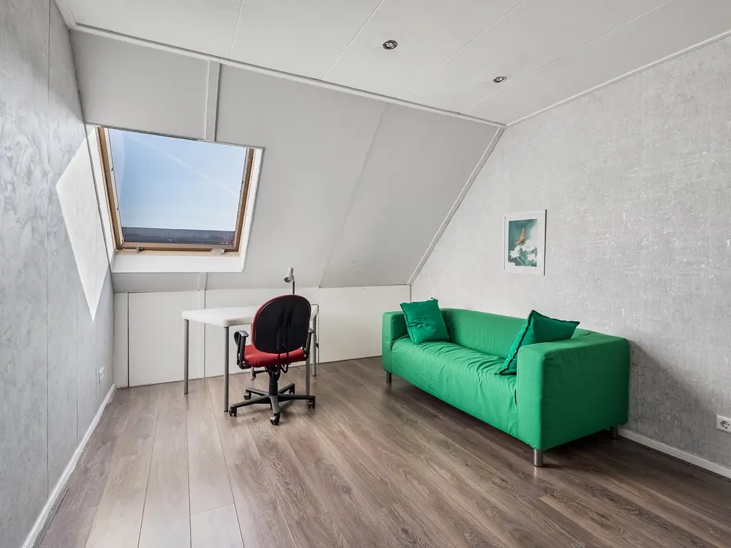 Louisapolder 44, BARENDRECHT